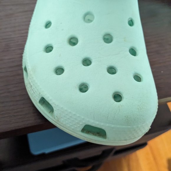 Teal Crocs Classic Clog Women's 7 / Men's 5 - Picture 9 of 11